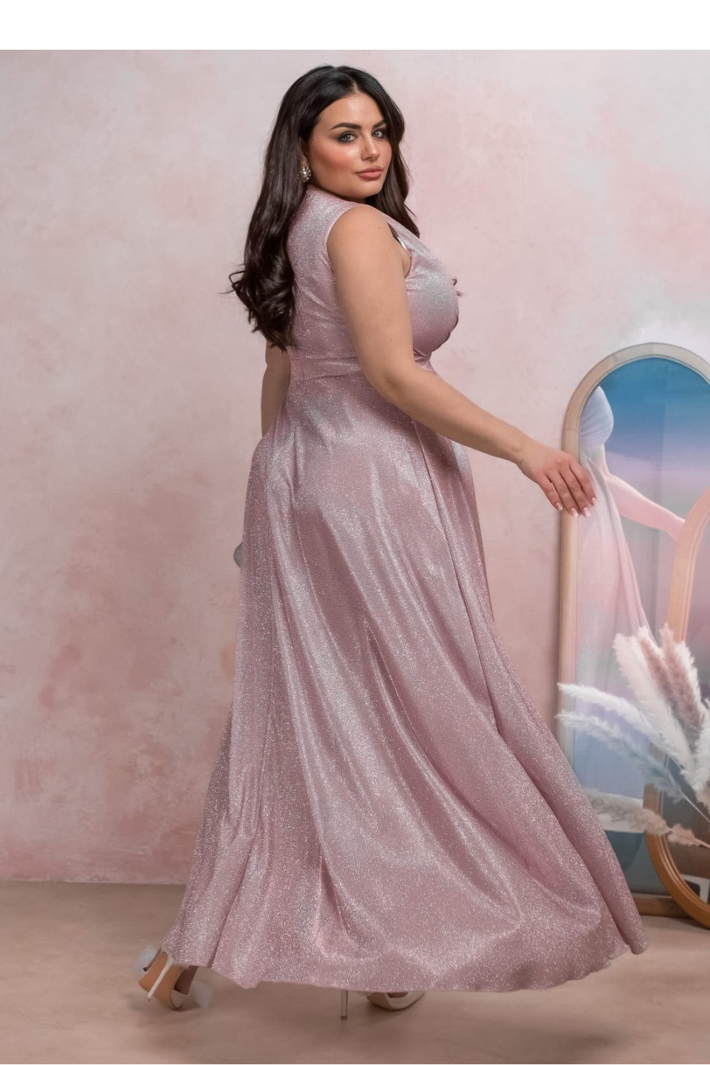 Sukienka Model Amanda Lux 02024. Dirty Pink - With You - 6